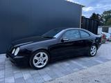 Mercedes-Benz CLK 430 AVANTGARDE Avantgarde - Mercedes-Benz CLK 430: Schwarz