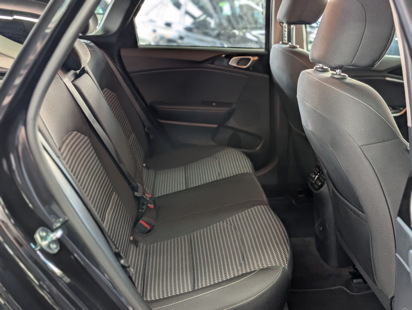 Fahrzeugabbildung Kia cee'd Sportswagon 1.5 Ultimate Style-Pak SCC JBL