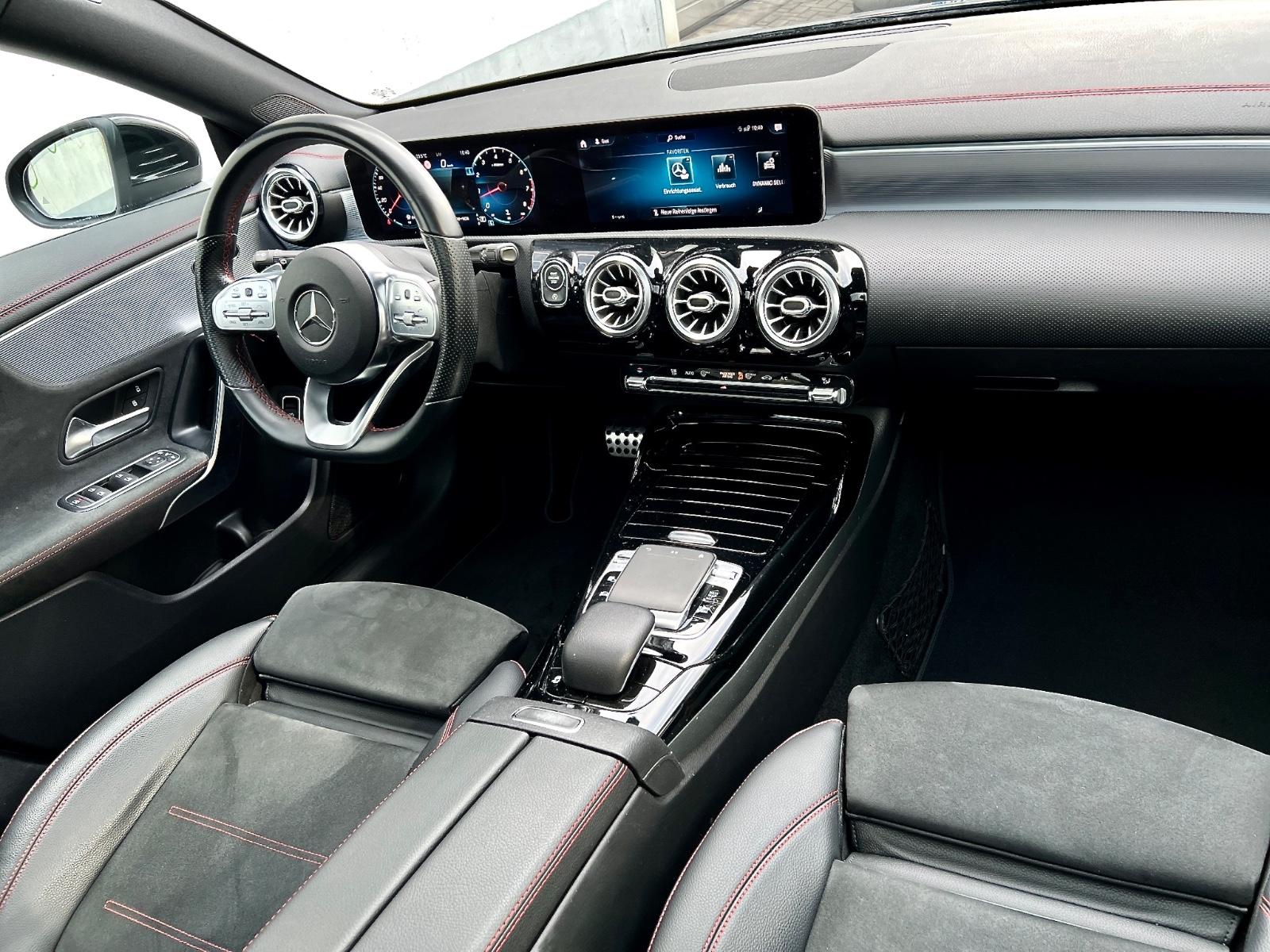Mercedes-Benz CLA 35 AMG SB 4MATIC DCT*DISTRONIC*PANORAMA*