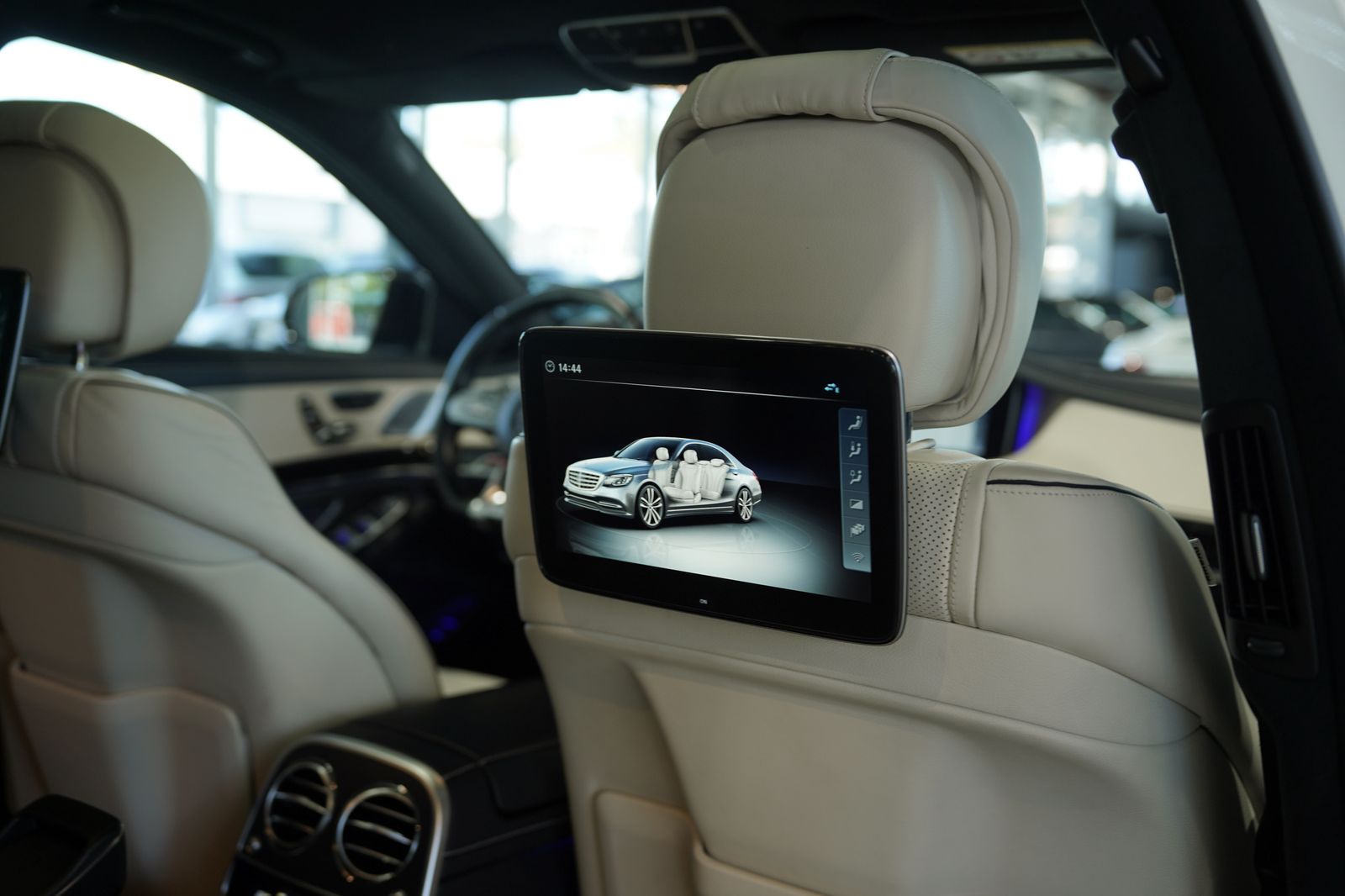 Mercedes Benz S 400