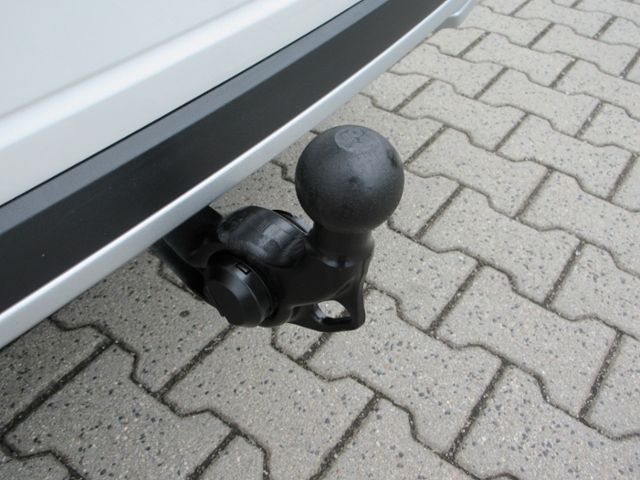 Octavia 2.0 TDI 4x4 DSG Scout AHK/MATRIX/NAVI/IN