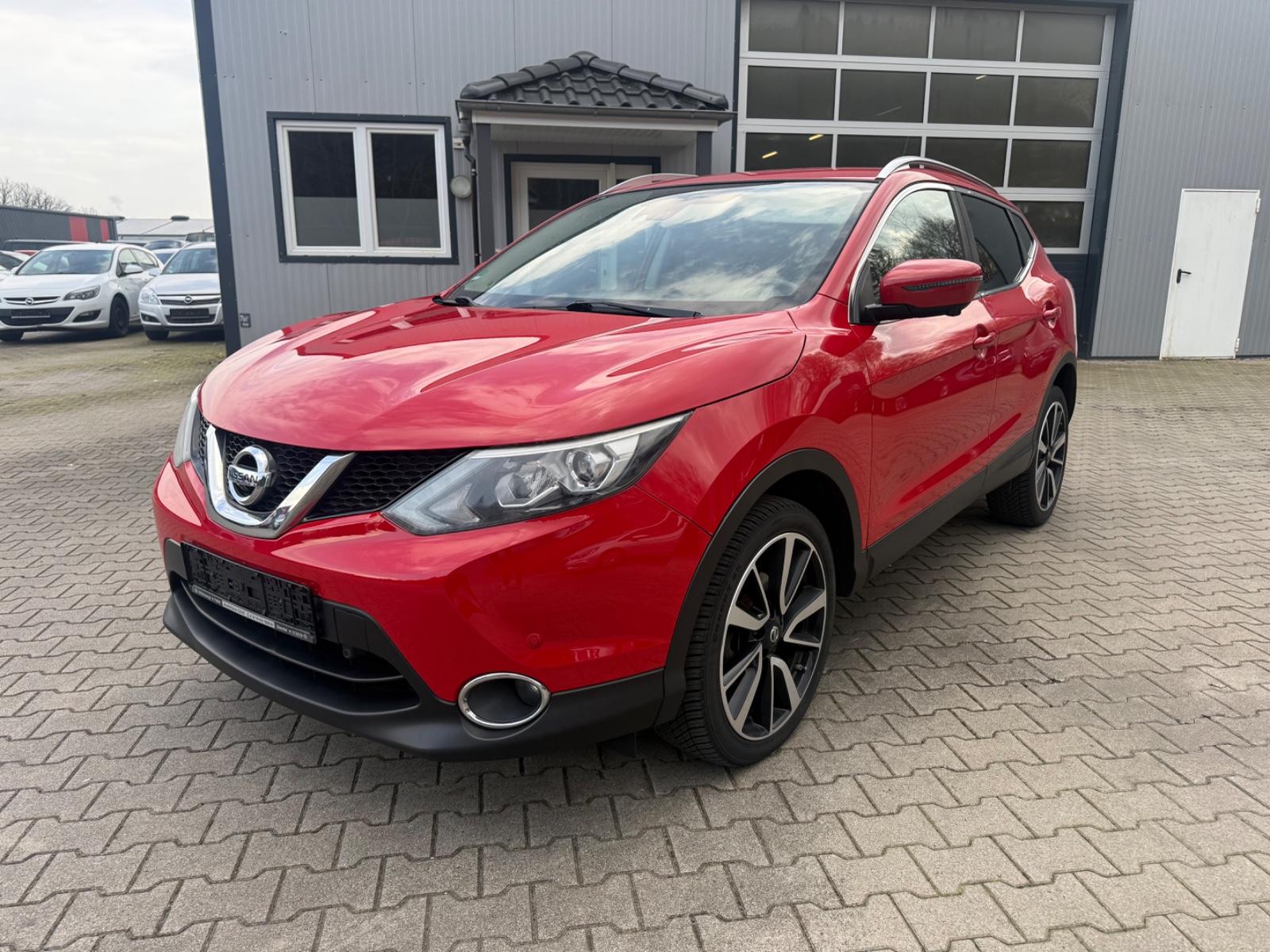 Nissan Qashqai Tekna 4x4 * 360 KAMERA *AHK*NAVI