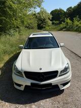 Mercedes-Benz C 63 AMG C 63 T AMG 7-G Speedshift Designopaket - gebrauchte Mercedes-Benz C 63 AMG aus dem Jahr 2013