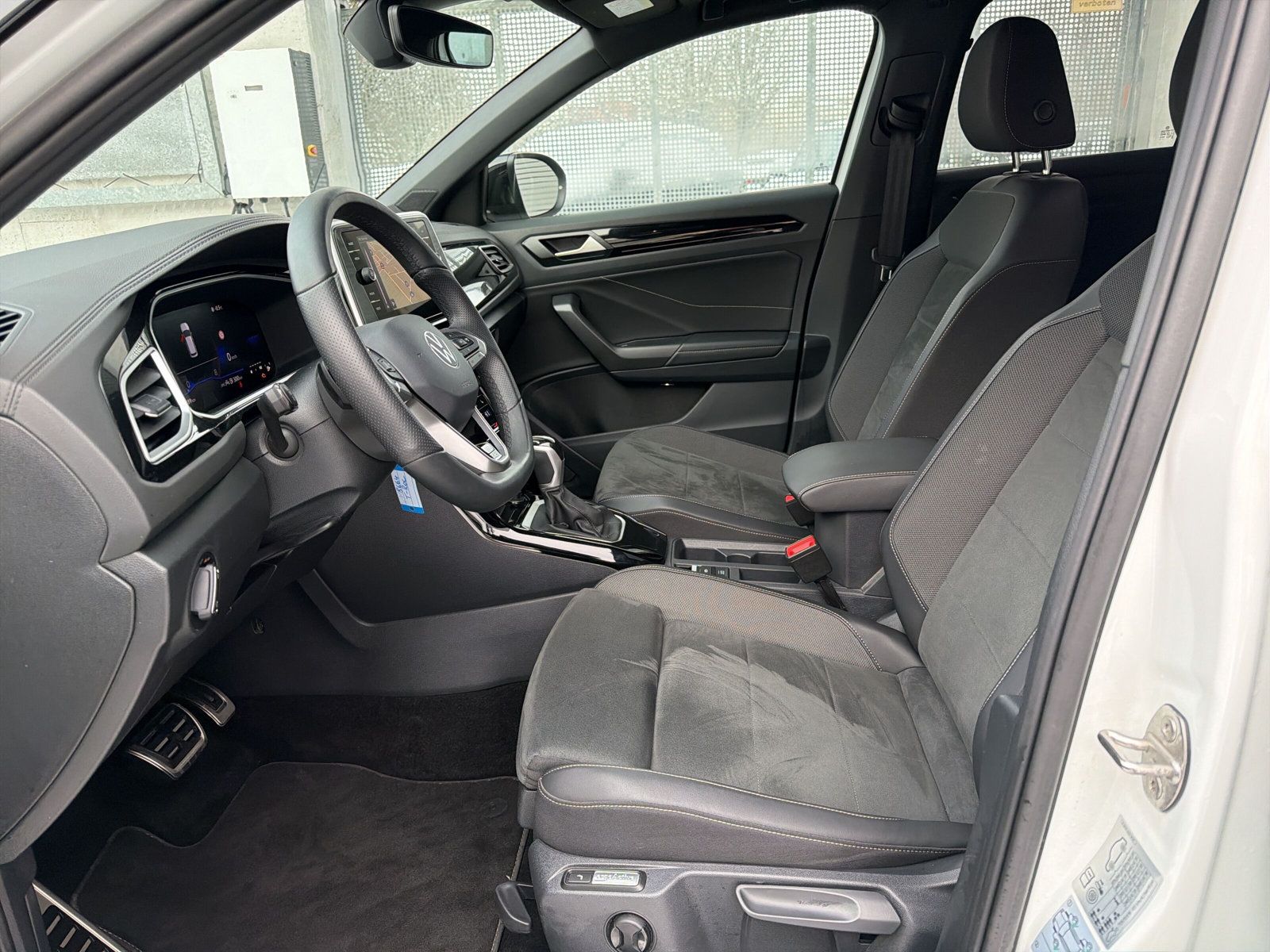 Volkswagen T-Roc - Bild 13