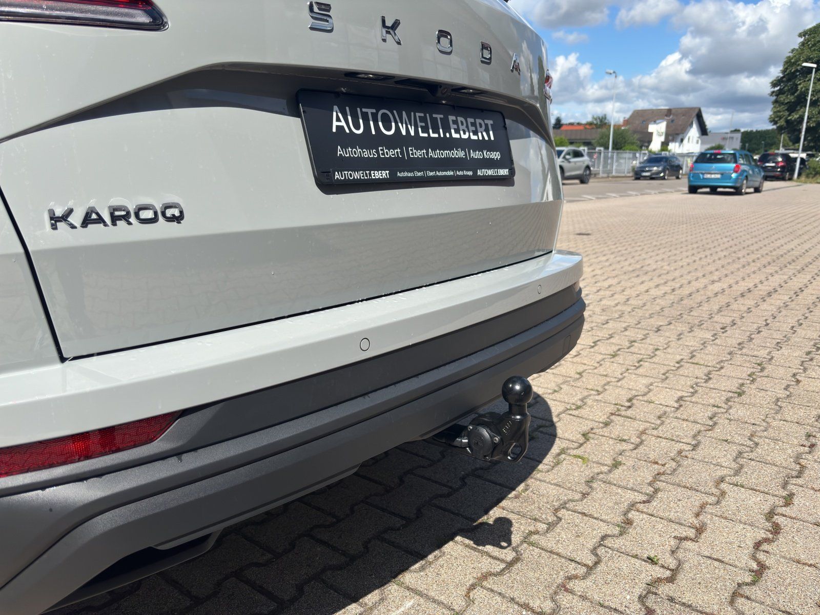 Fahrzeugabbildung SKODA Karoq Balance 1,5 TSI ACC+AHK+MATRIX-LED+KAMERA