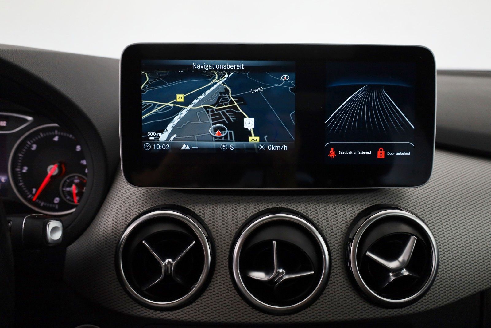 Fahrzeugabbildung Mercedes-Benz B 220 d 4MATIC DCT, T.Leder,Navi,SH,Panorama +WR