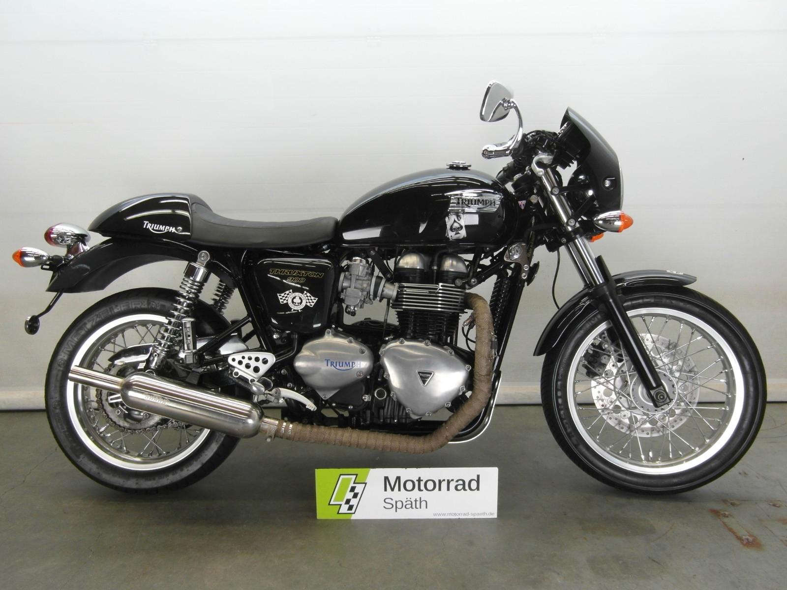 Triumph Thruxton schöner Zustand Shark Auspuff A2 geei.