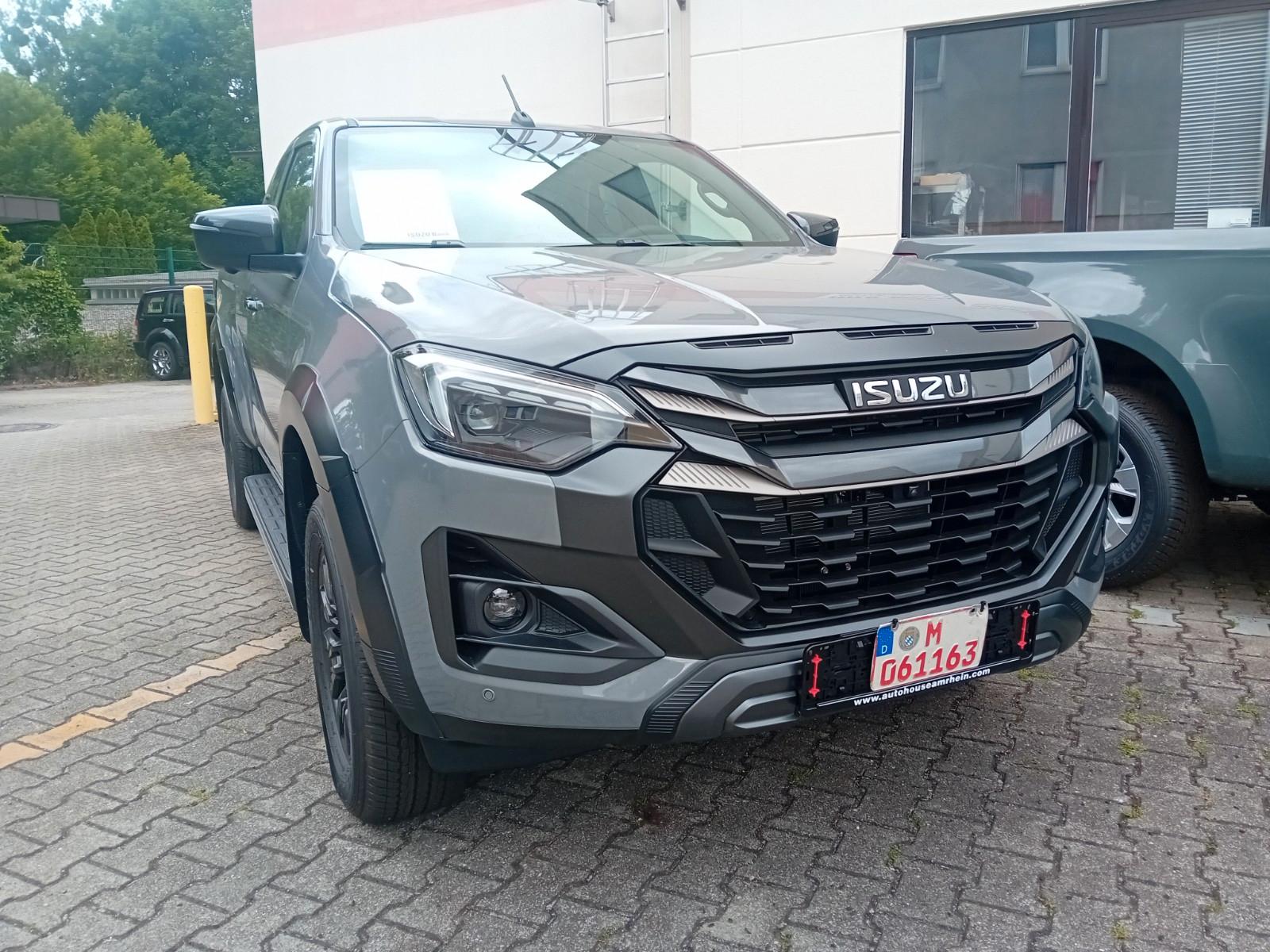 Isuzu D-MAX SpaceCab  V-CROSS neues Modell sofort