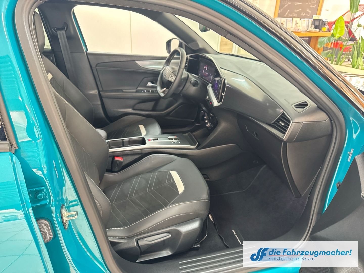 Fahrzeugabbildung Opel Mokka e GS Navi 54kWh Digitales Cockpit LED Ble