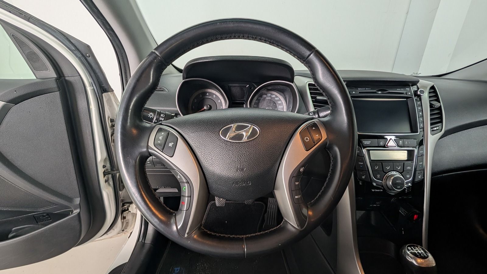 Fahrzeugabbildung Hyundai i30 cw Klimaauto. * Sitzhzg * PDC