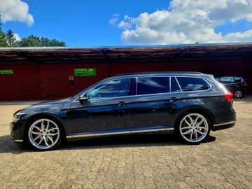 Volkswagen Passat Variant - 8