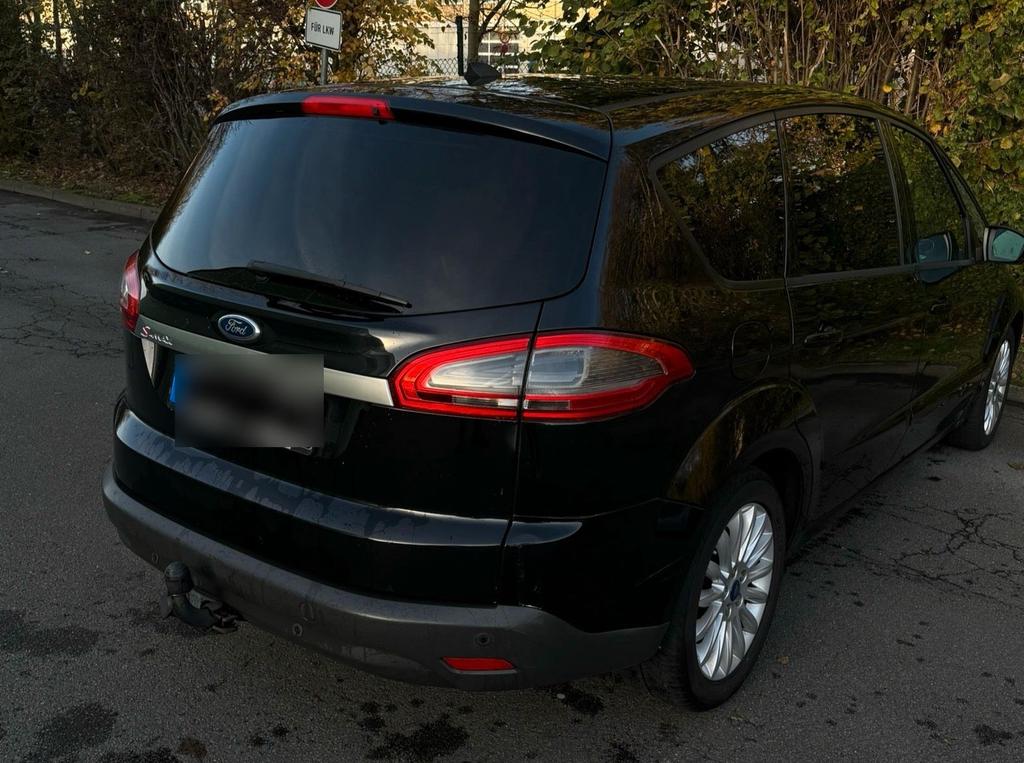 Ford S-Max