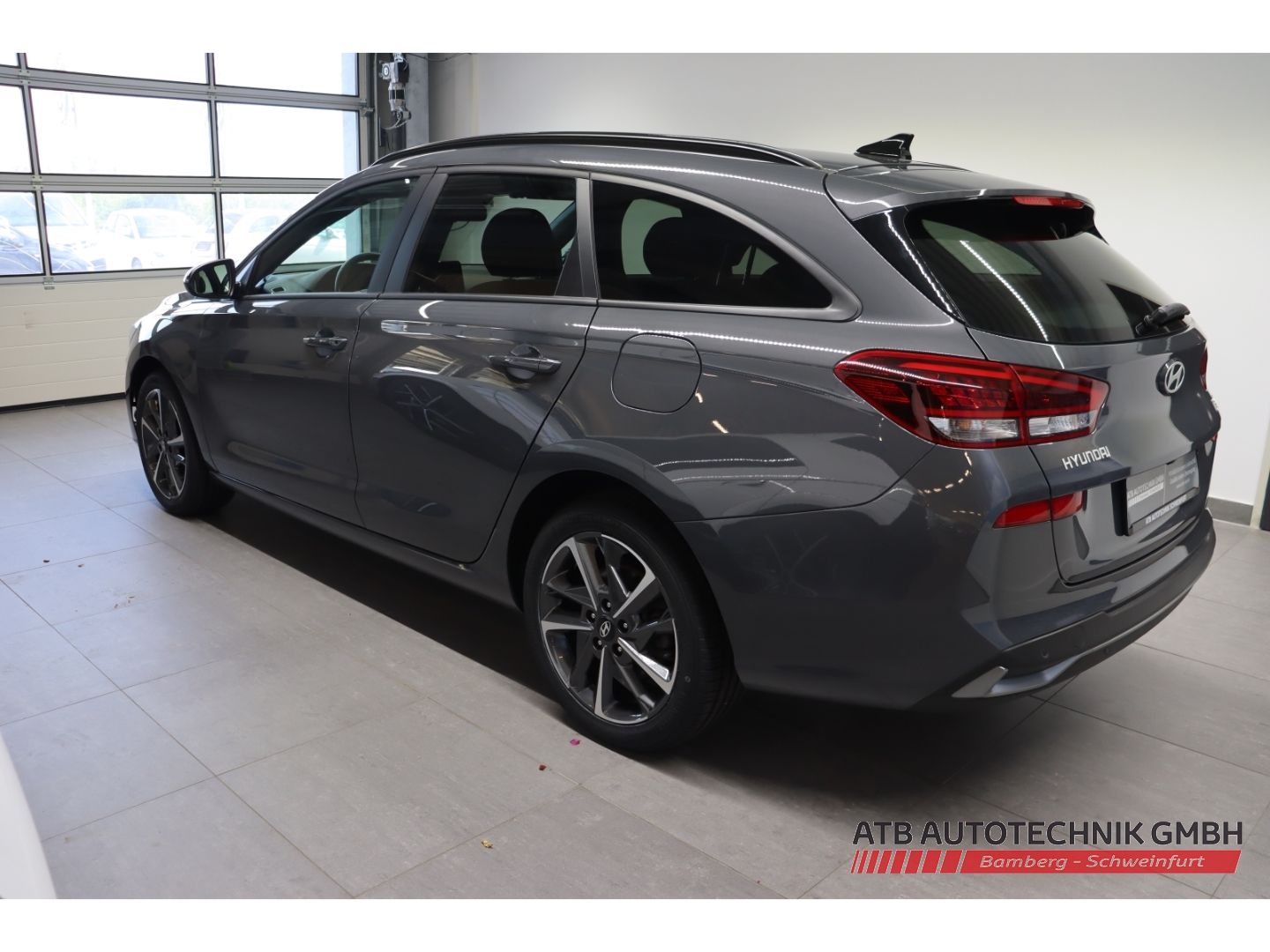 Fahrzeugabbildung Hyundai i30 Kombi Advantage 1.5 T-GDi 48V DCT
