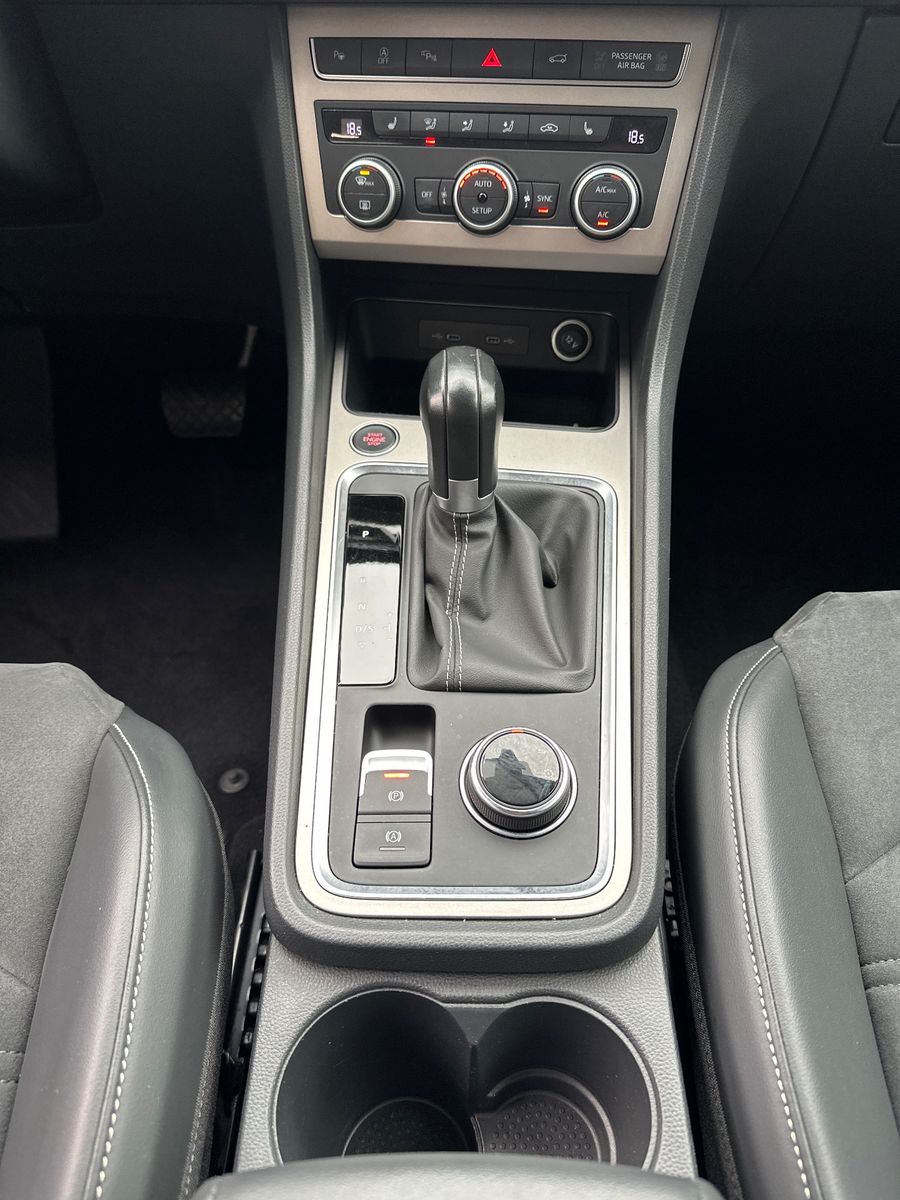 Fahrzeugabbildung SEAT Ateca Xperience NAV+LED+ACC+360°+AHK+BEATS