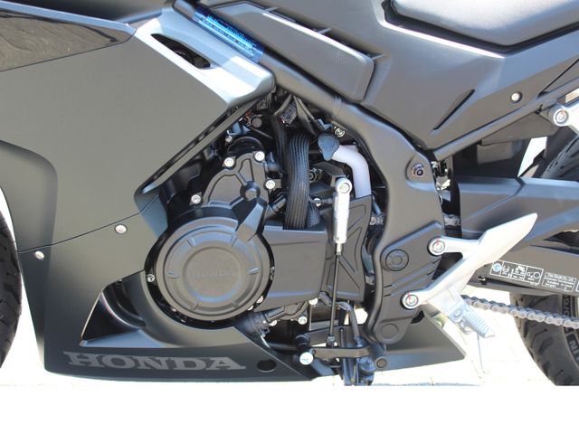 Honda CBR500R e-Clutch