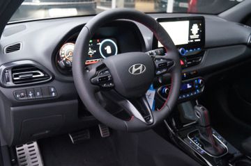 Hyundai i30 1.5 T-GDI N Line DCT-NAVI-LED-KAMERA-SHZG-