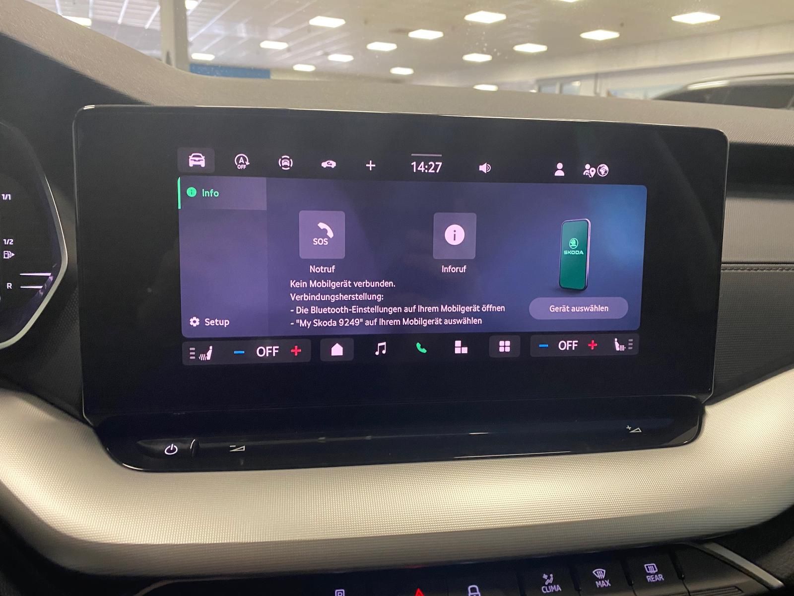 Fahrzeugabbildung SKODA Octavia 1.5 TSI mHEV+ACC+TOTWINKEL+LED+APP+RFK++