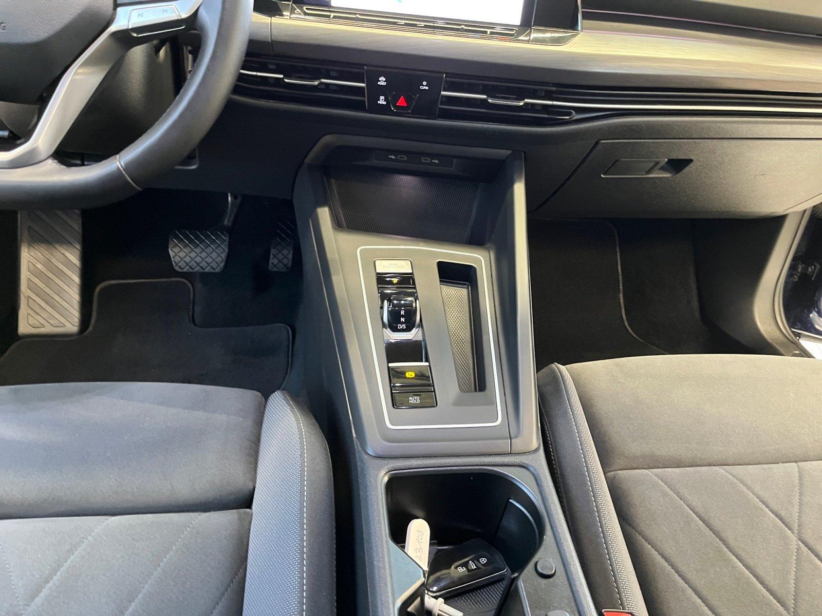 Volkswagen Golf VIII Variant Style 1.5 eTSI DSG MATRIX Navi, миниатюра 9