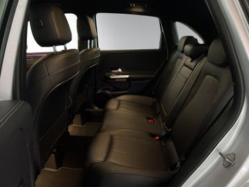 Bild 17 Mercedes-Benz B 220 Business 4Matic