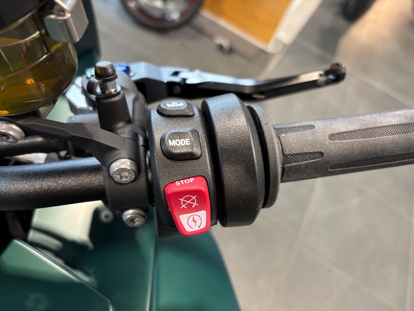 Fahrzeugabbildung BMW M 1000 XR