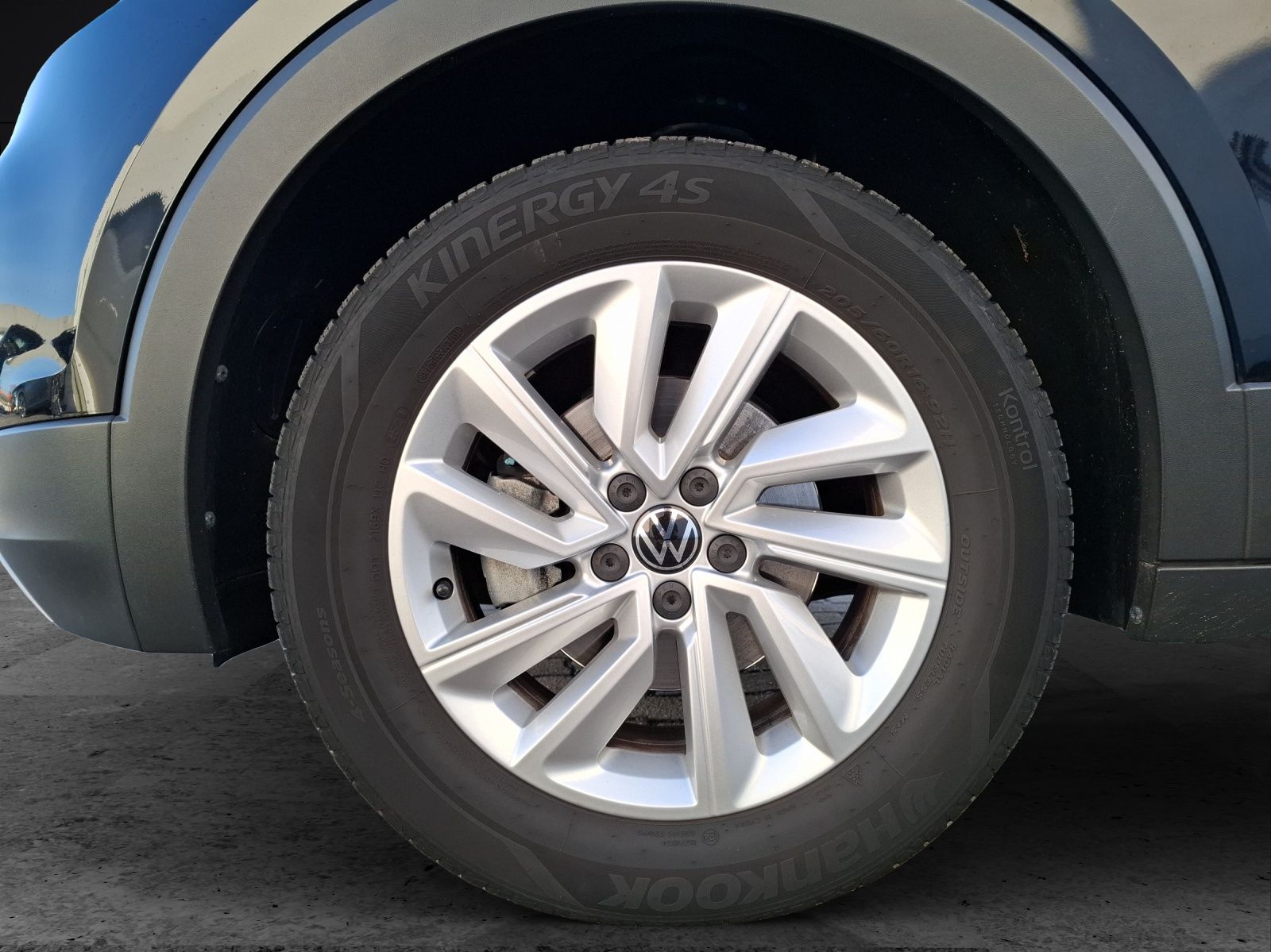 Fahrzeugabbildung Volkswagen T-Cross TSI Life DSG Navi AID RFK SH LM