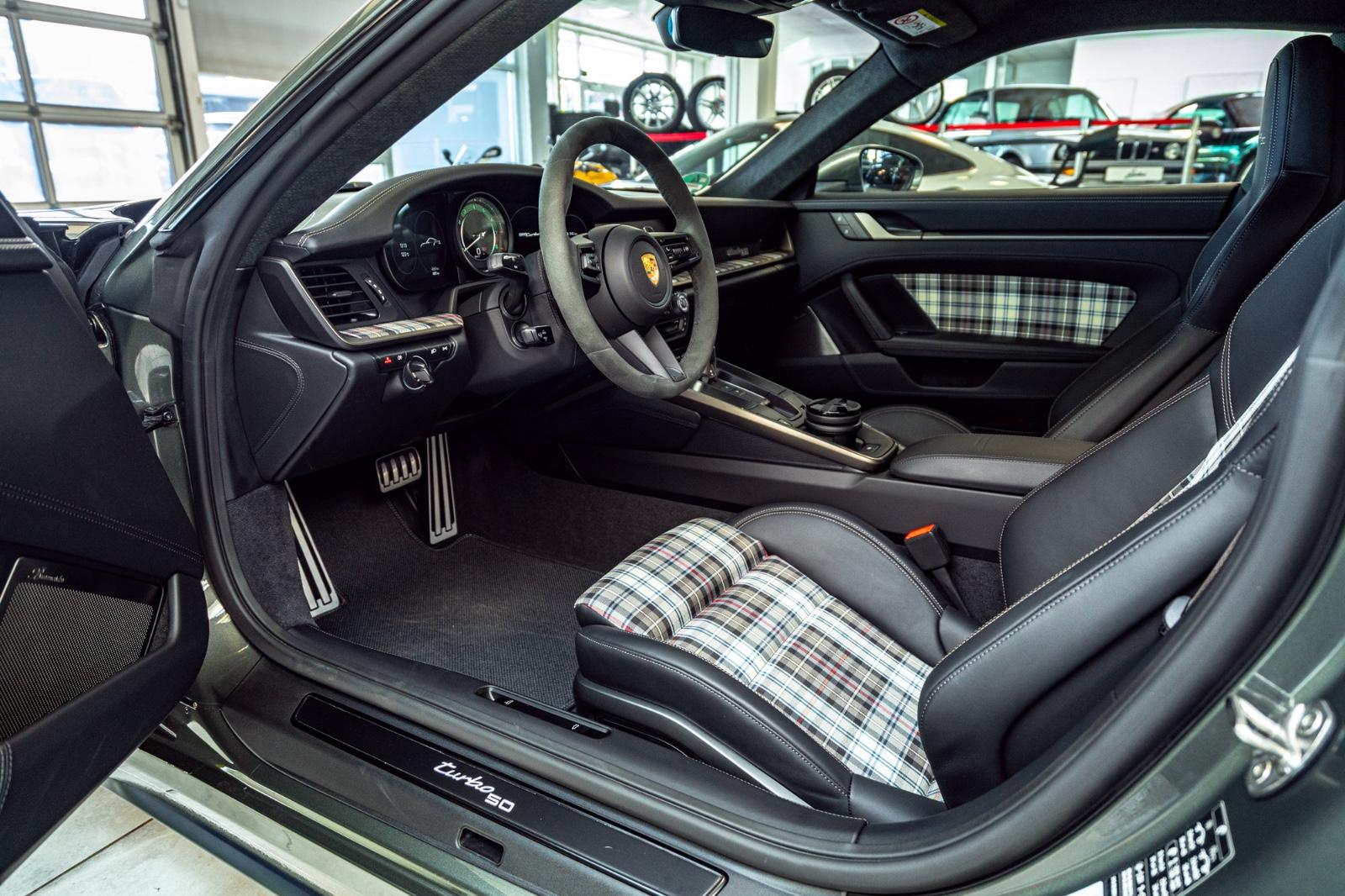 Porsche 911 Turbo 50 Jahre*Carbondach*Heritage*Burm*360°
