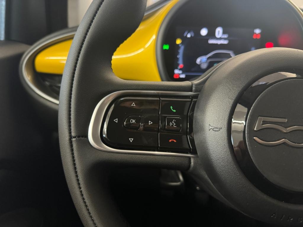 Fiat 500 Torino Hybrid PDC VOLL-LED KLIMAAUT. APPLECA