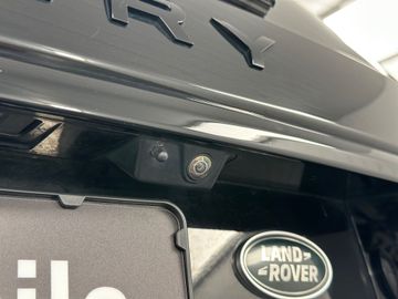 Land-Rover Discovery Sport - 11