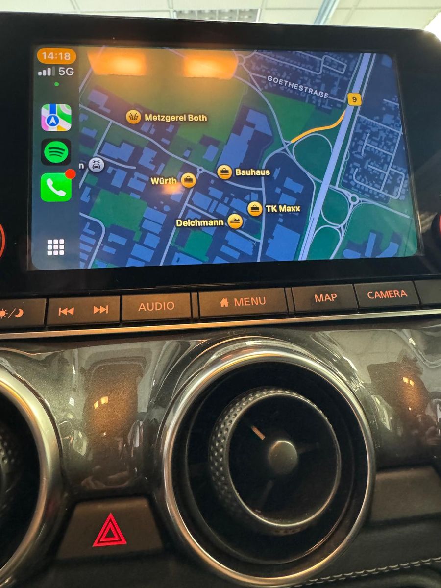 Fahrzeugabbildung Nissan Juke N-Connecta / WENIG KM/NAVI/KLIMA/GARANTIE