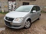 Volkswagen Touran Trendline-TÜV NEU-7.SITZE-KLIMA-SHZG-TOP - gebrauchte VW Touran aus dem Jahr 2007