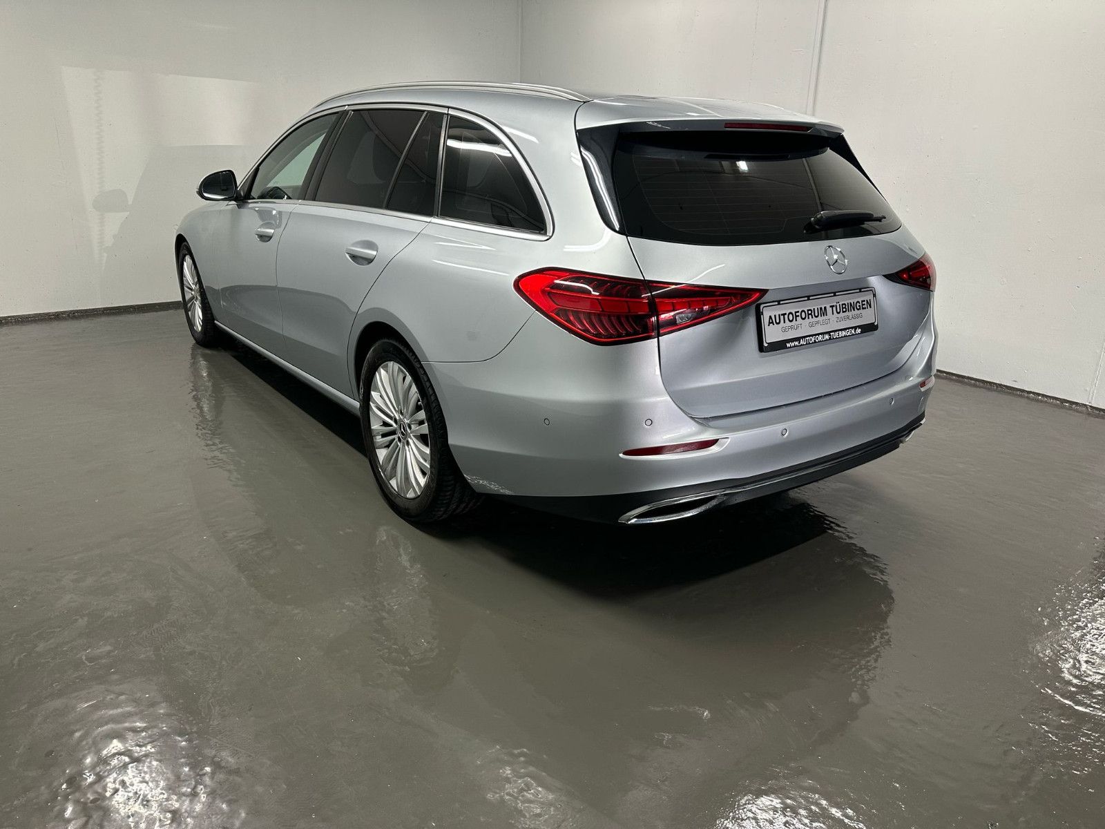 Fahrzeugabbildung Mercedes-Benz C 200 d T Auto AVANTGARDE*KAMERA*DISTRO*SPUR*AHK