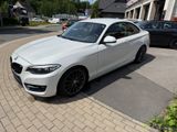BMW 2 Coupe 218 i Sport Line Navi,R.Kam.,PDC,SHZ - BMW 218 mit Benzin-Antrieb