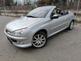 Peugeot 206 Cabriolet CC Tüv Neu Klimaautomatik Leder* - Peugeot 206 aus 2003