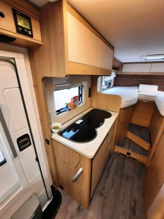Fahrzeugabbildung LMC Cruiser V 646 G Solar/Sat/18.658,- € sparen!