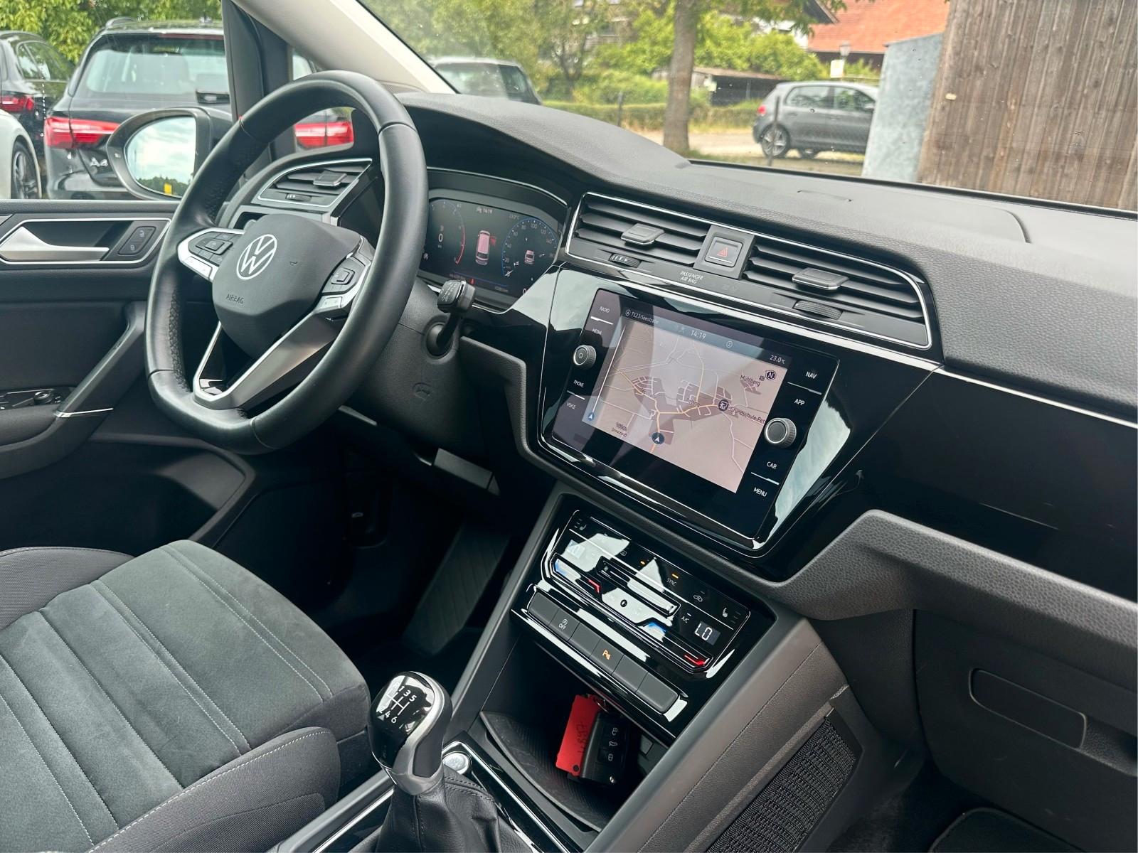 Volkswagen Touran Highline 1,5 TSI/Virtual/Alcantara/AHK, миниатюра 6