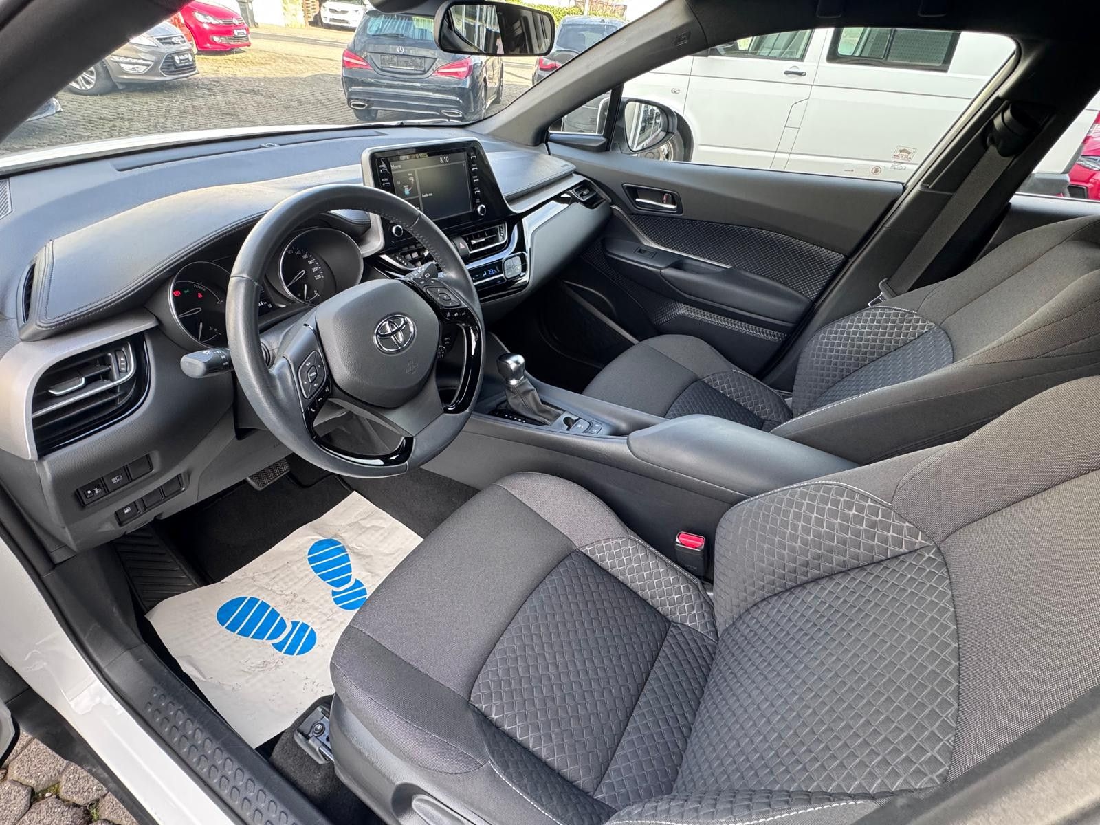 Toyota C-HR Hybrid Flow/Automatik/Wenig KM foto 6