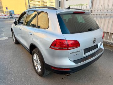 Volkswagen Touareg - 4