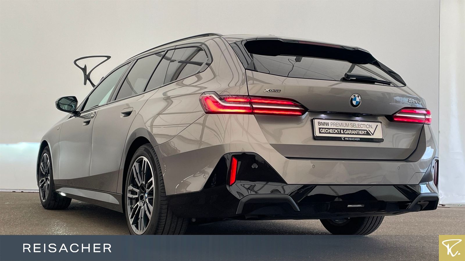 BMW 520d A xDrive Tou M-Sport LCPro 360° HUD H&K 19 foto 2