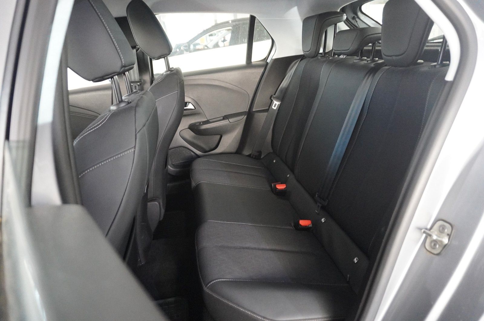 Fahrzeugabbildung Opel Corsa F 1.2 ELEGANCE NAVI/LED/KAMERA/SHZ/VIRT.