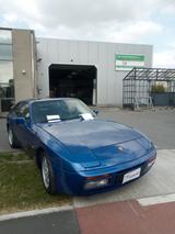 Porsche 944 - blaue Porsche 944