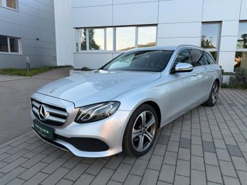 Mercedes E 220 - 2