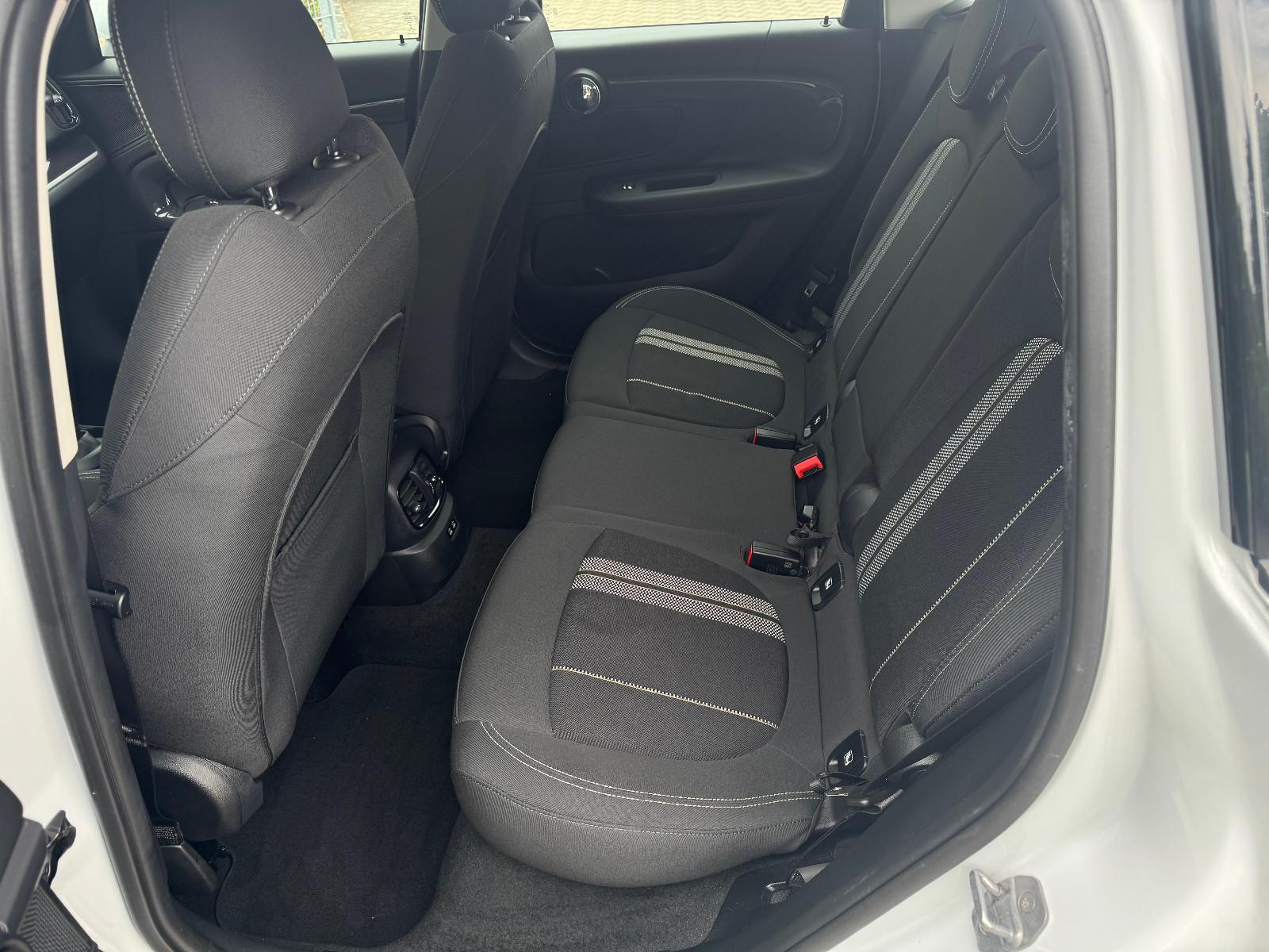 MINI Countryman S Autom.*NAVI*RüKAMERA*