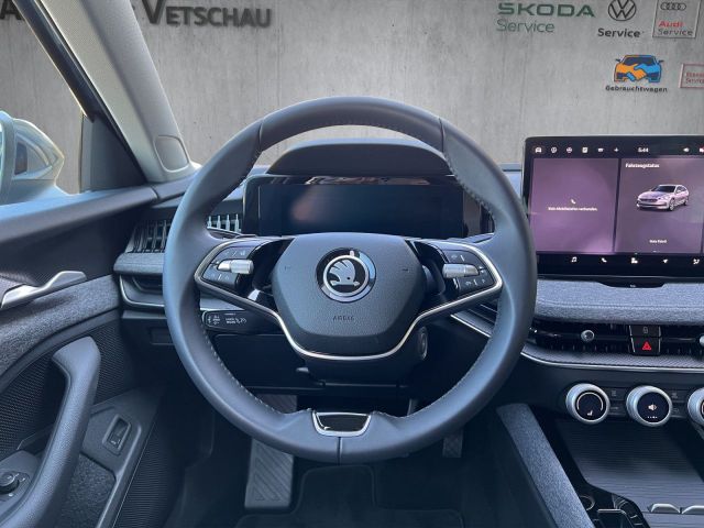 Superb Combi Selection 2.0 TDI DSG Bluetooth LED