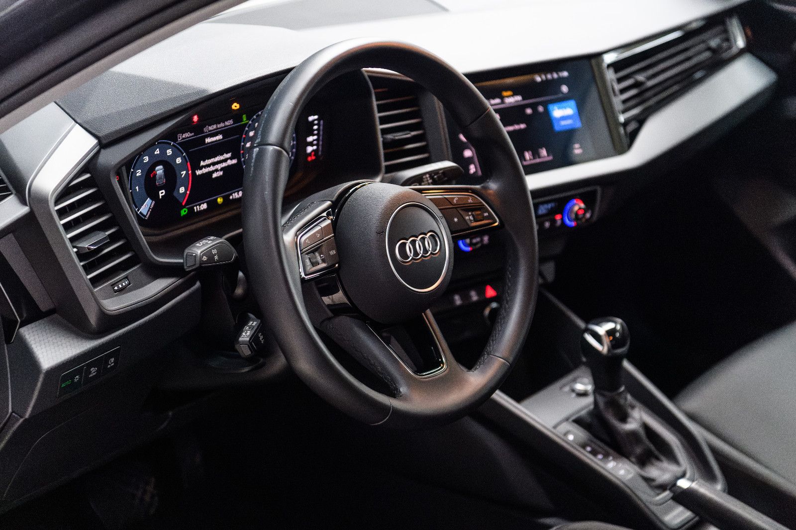 Fahrzeugabbildung Audi A1 Sportback 25 TFSI basis