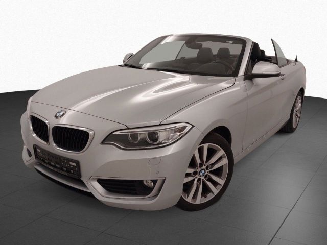 BMW 218 d Advantage/Keyless-Go/Bi Xenon/Navi/HiFi/Le