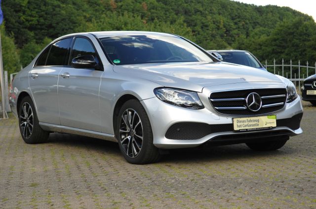 MERCEDES-BENZ E 400 d 4Matic Avantgarde Comand DISTRONIC Stand