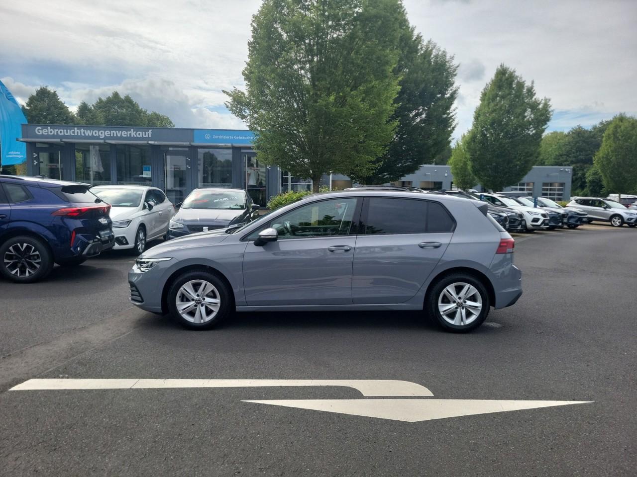 Volkswagen Golf VIII 1.0 TSI+LED+APP+SHZG+PDC+AWR Klima