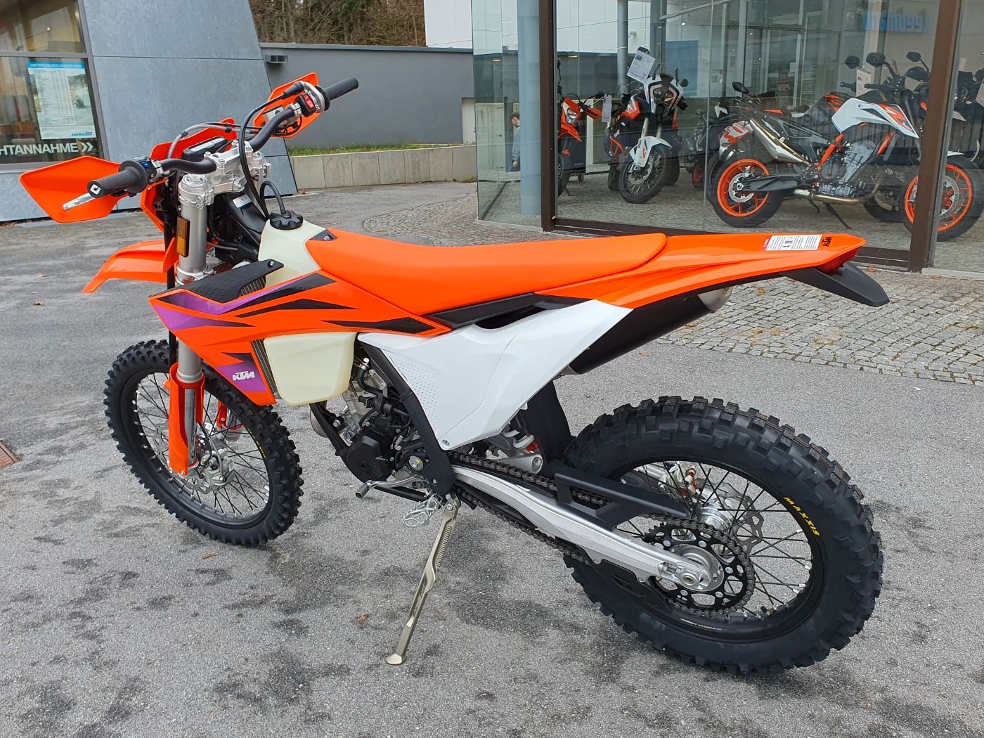 Fahrzeugabbildung KTM 350 EXC-F 350 Modell 2024 Neufahrzeug