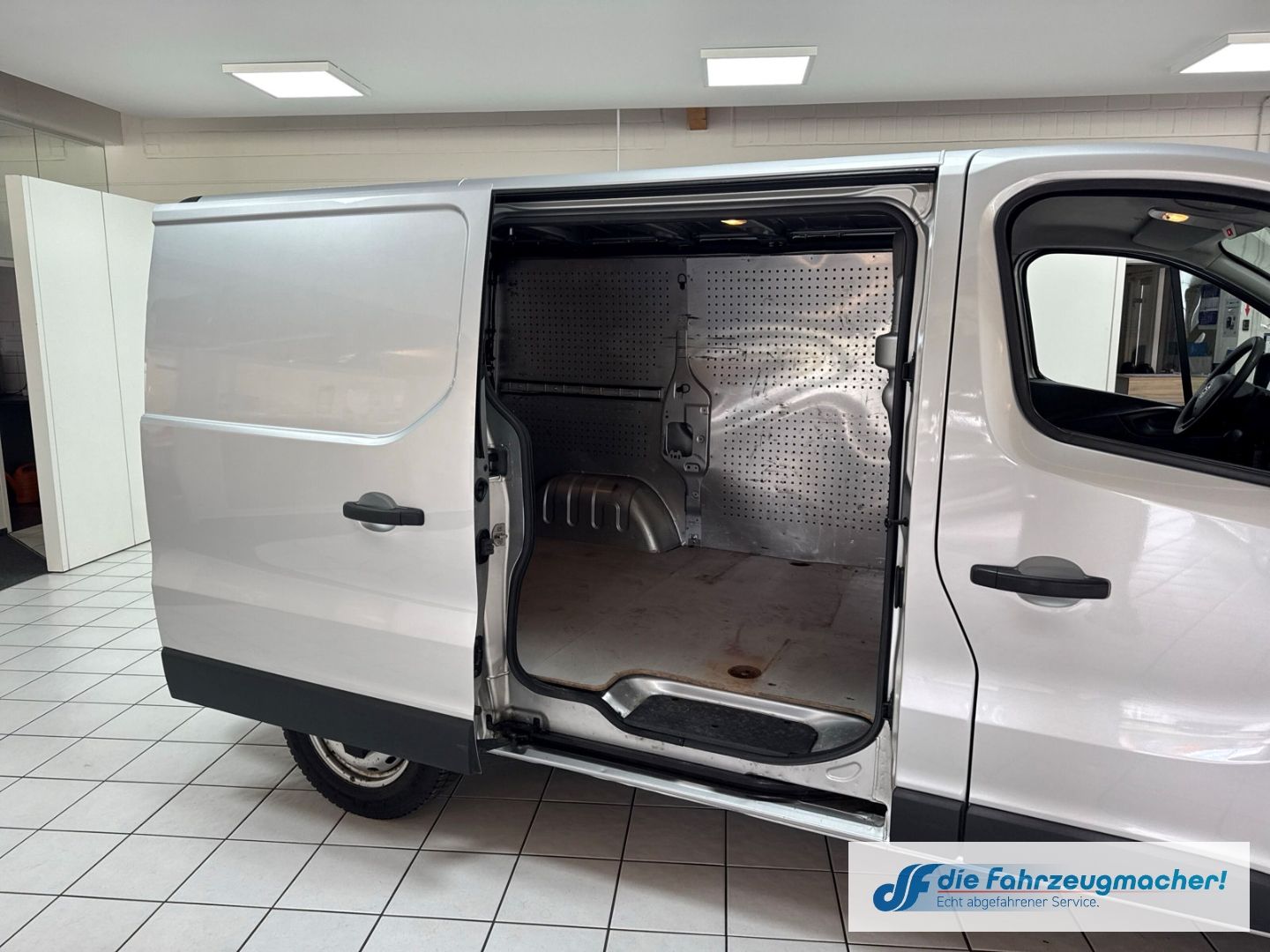 Fahrzeugabbildung Opel Vivaro B Kasten  L1H1 2,7t 1.6 CDTI *EXPORT