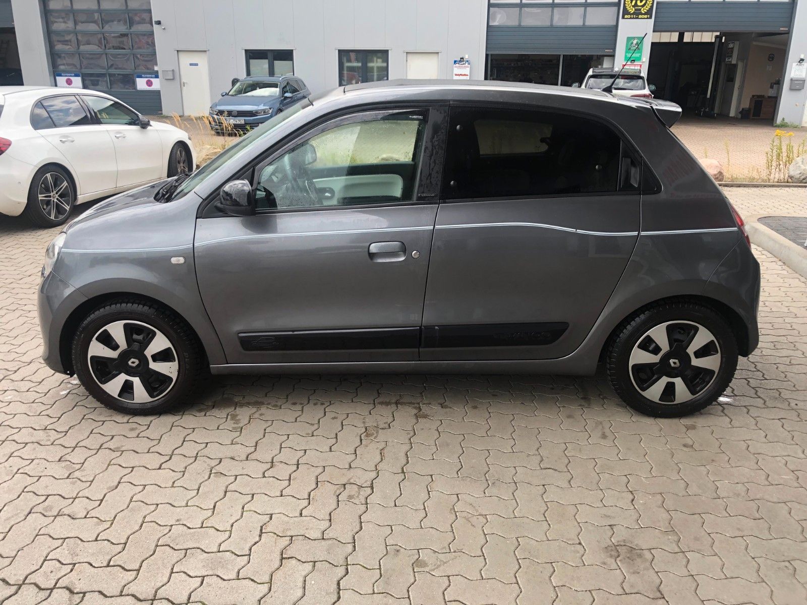Fahrzeugabbildung Renault Twingo Limited Faltdach